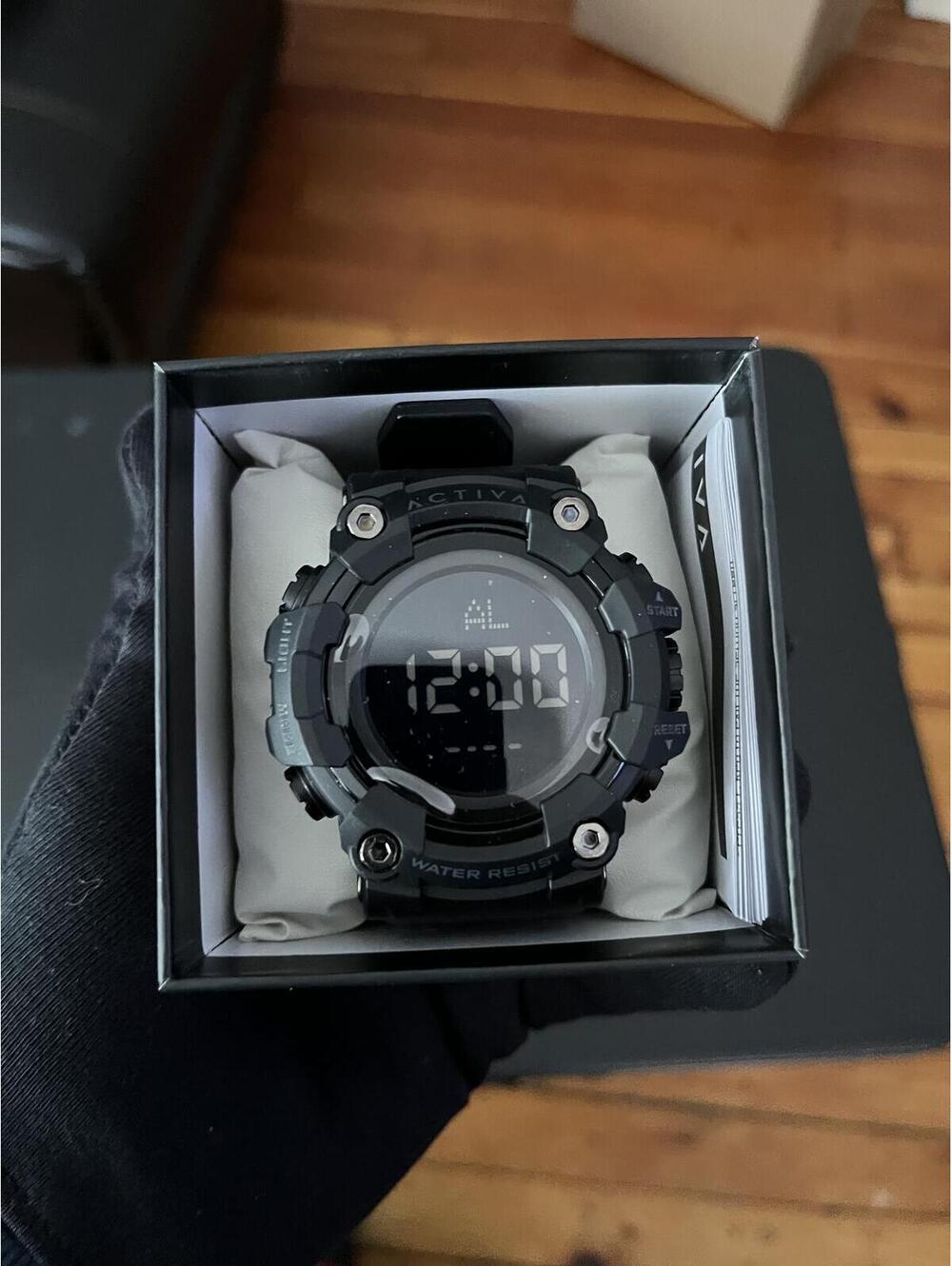 Activa x Invicta men’s Watch